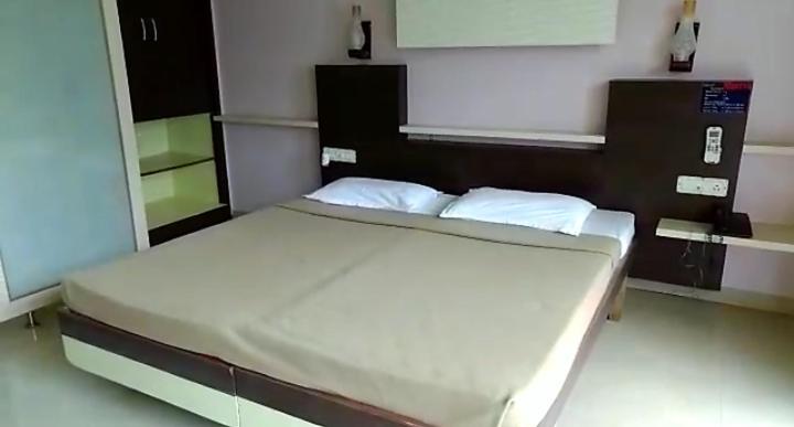 Minerva Paradise Hotel Belgaum Kültér fotó
